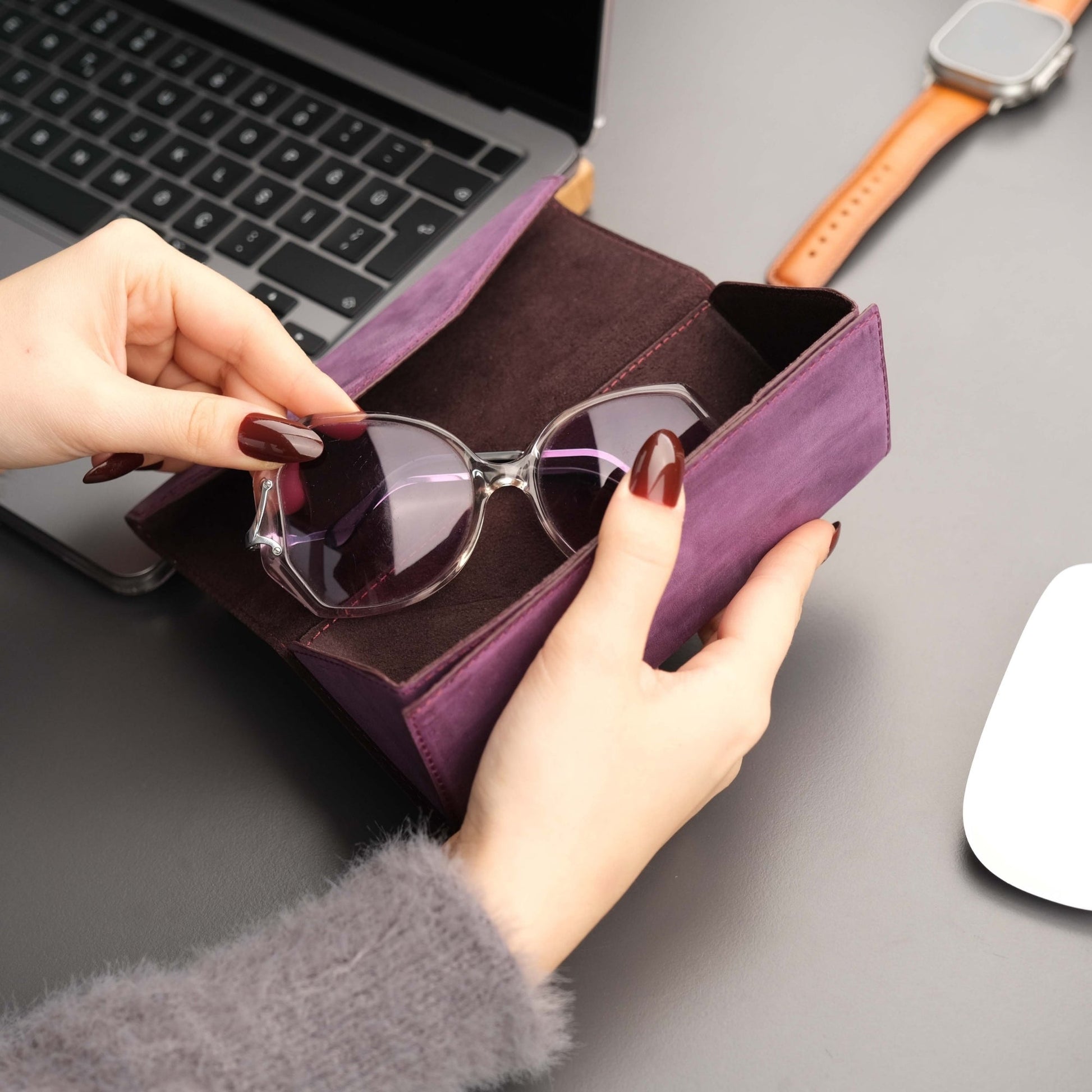 Triangle Leather Glasses Case – Vintage Eyewear Holder-8