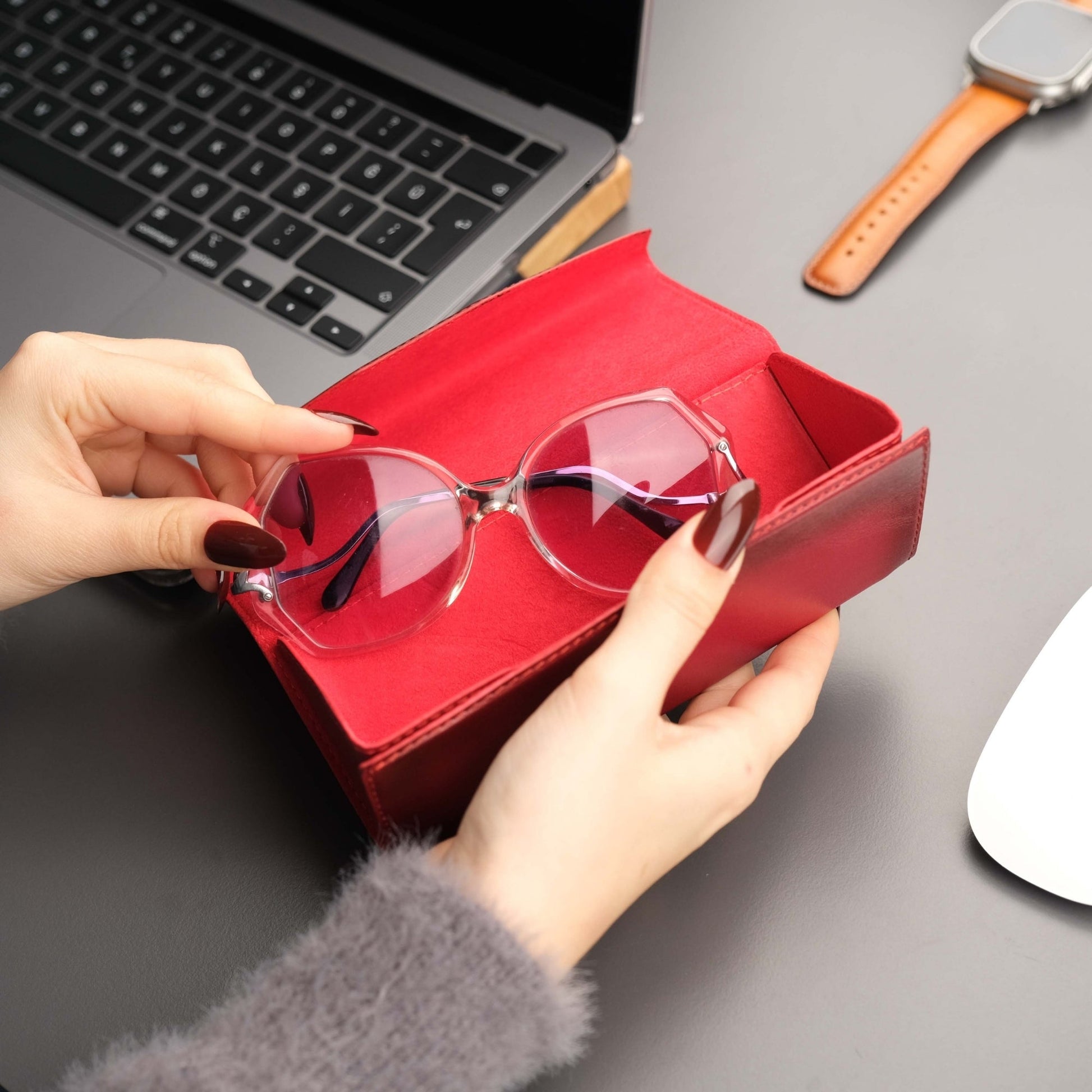 Triangle Leather Glasses Case – Vintage Eyewear Holder-6